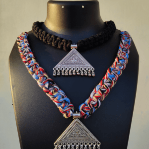 Macrame necklace/neckpiece with exotic pendent